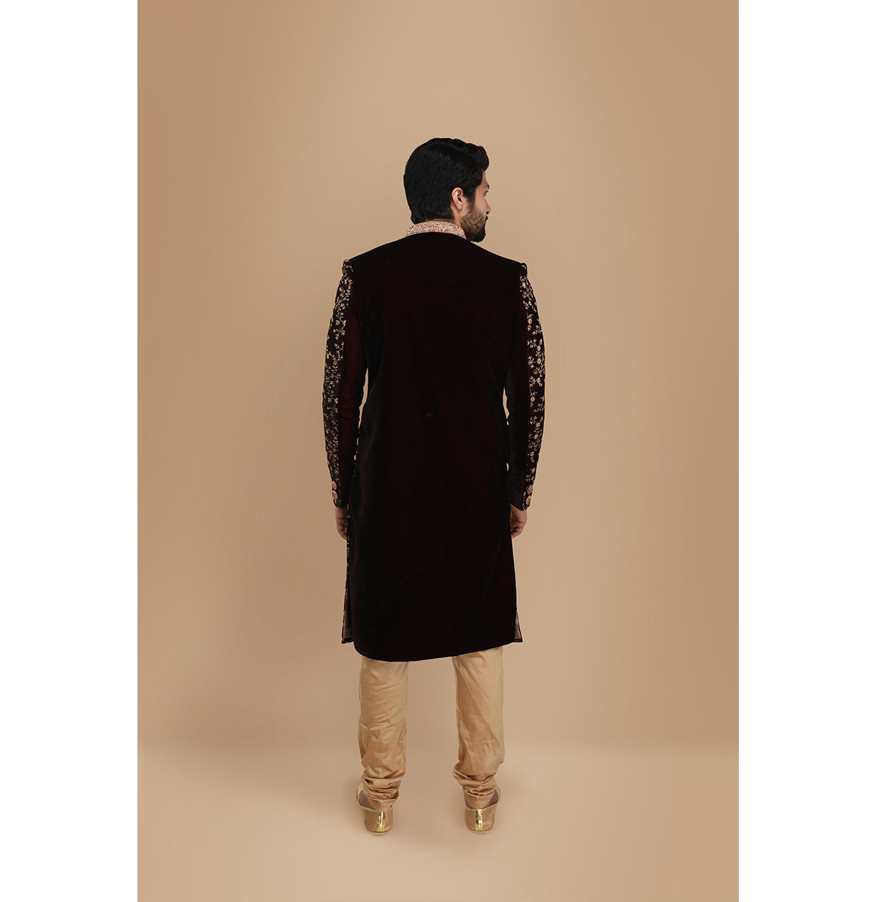 Manyavar Men Maroon Embroidered Groom Sherwani