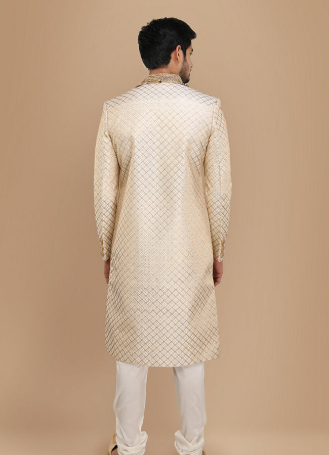 Manyavar Men Coveted Cream Traditional Sherwani