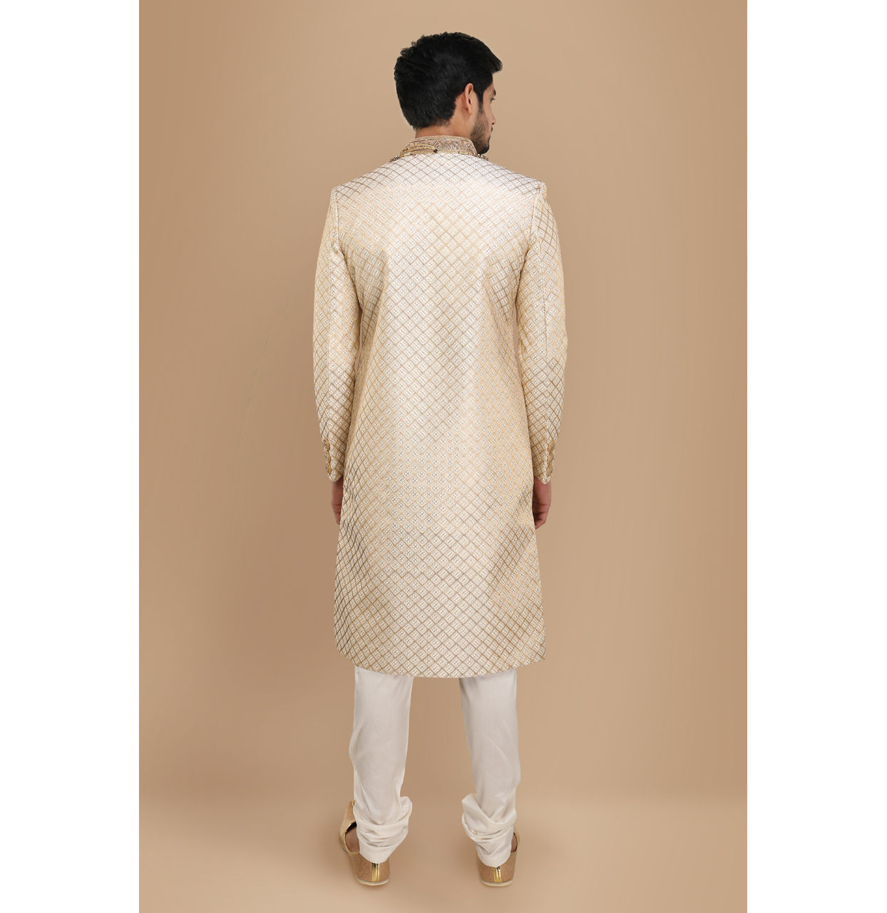 Manyavar Men Coveted Cream Traditional Sherwani
