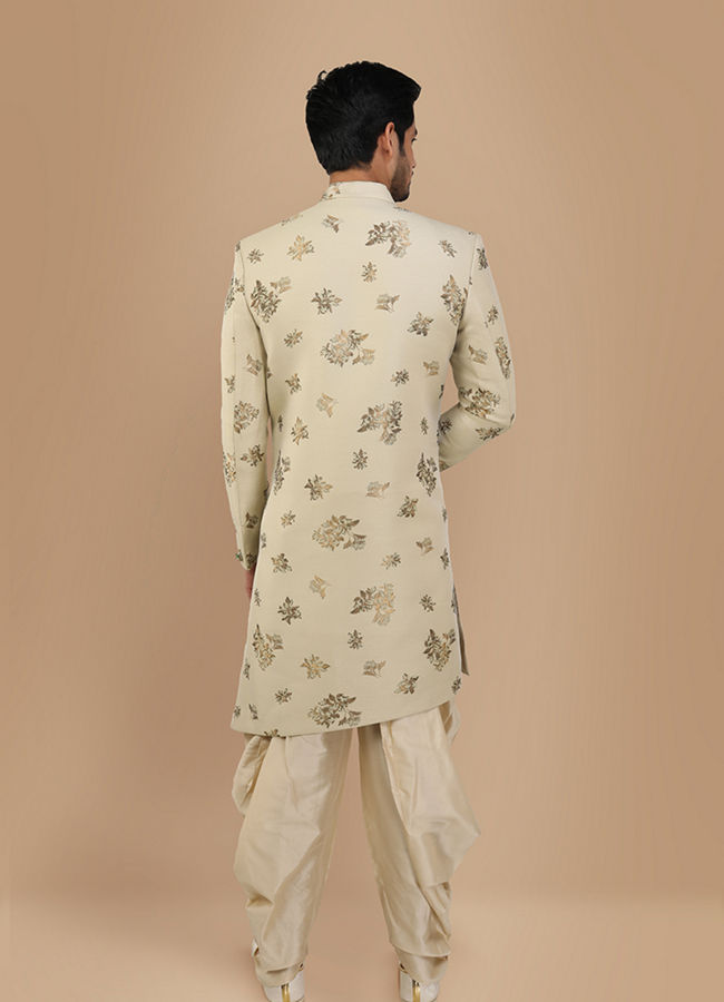 Manyavar Men Aristocratic Pista Indo Western Set image number 3