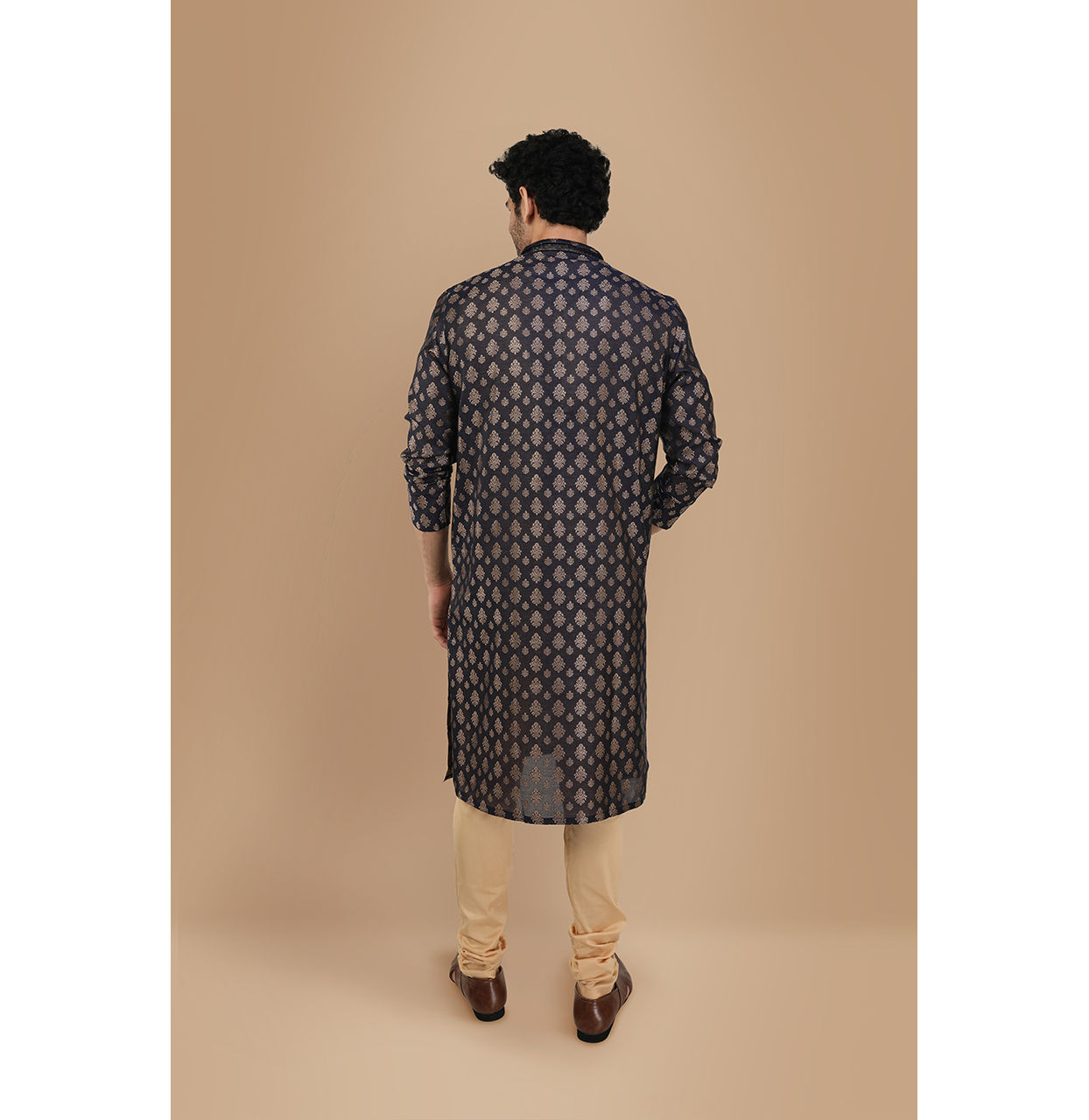 Manyavar Men Royal Blue Jacquard Kurta Set