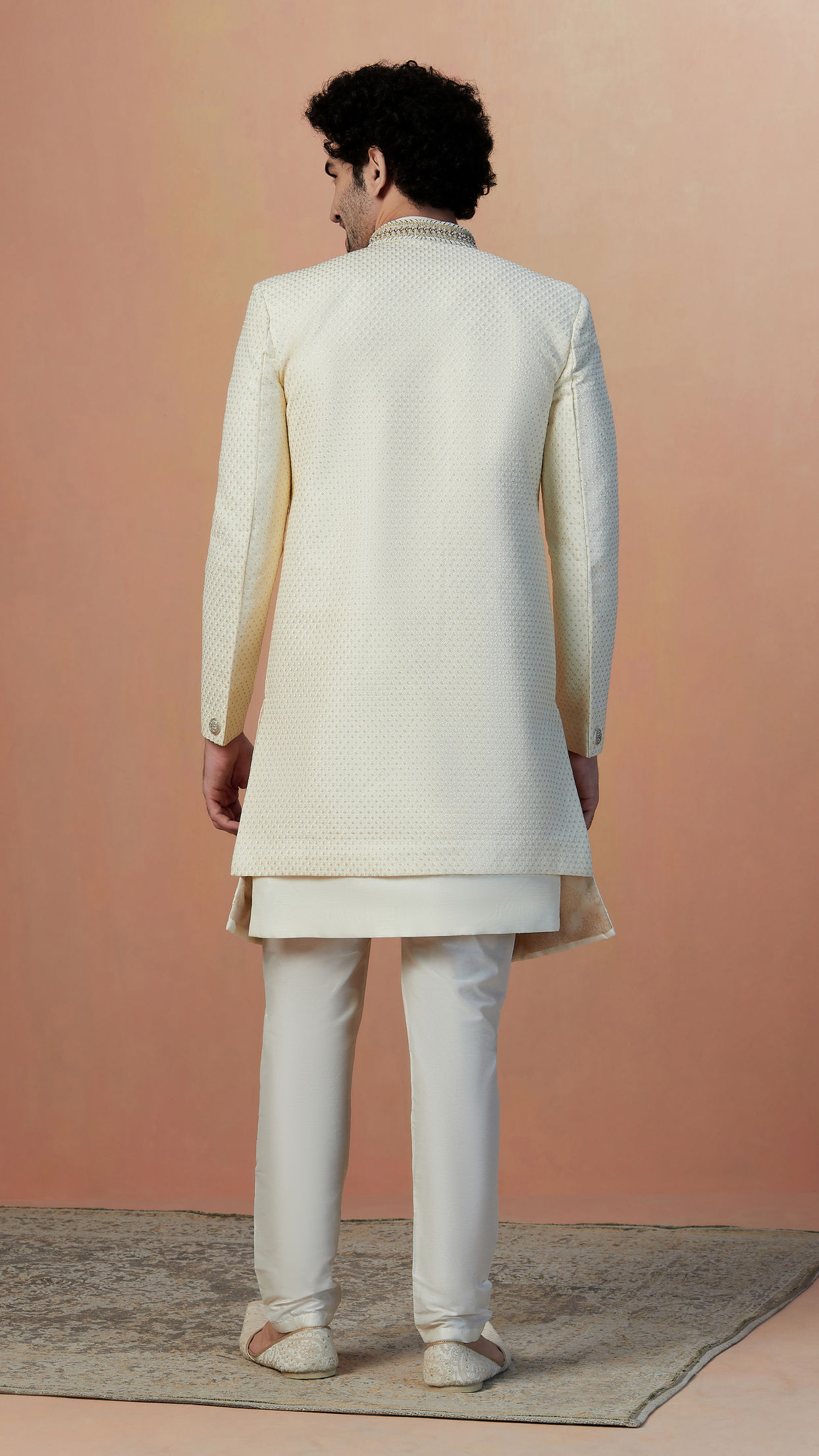 Manyavar Men Off White Sequins Embroidered Indo Western