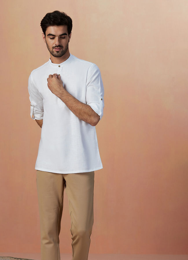 alt message - Manyavar Men White Plain Short Kurta image number 1