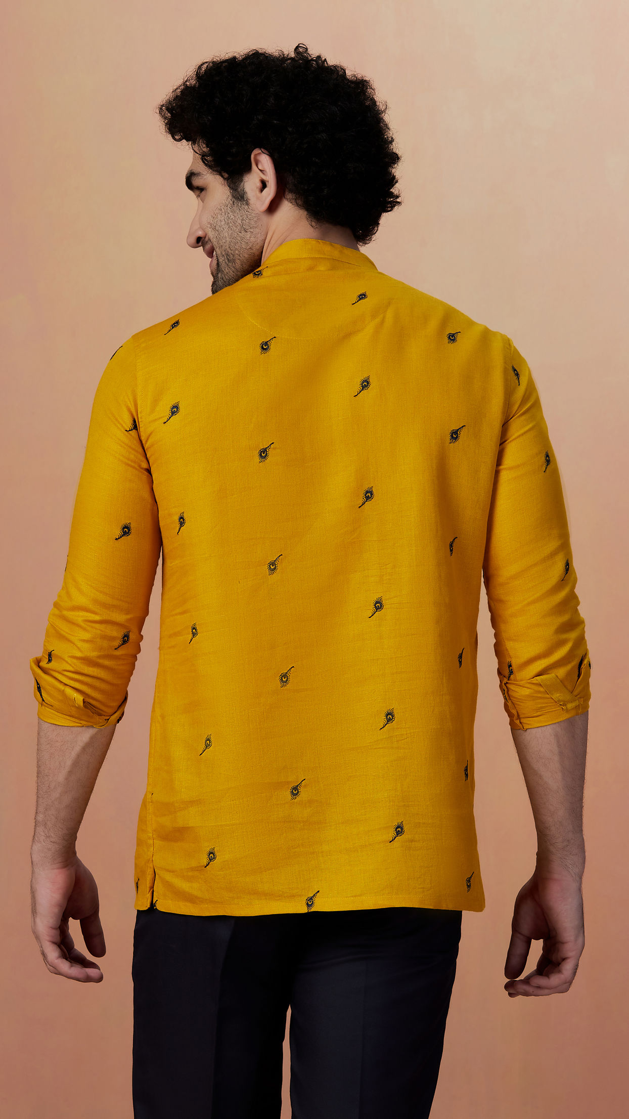 alt message - Manyavar Men Mustard Yellow Embroidered Short Kurta image number 3