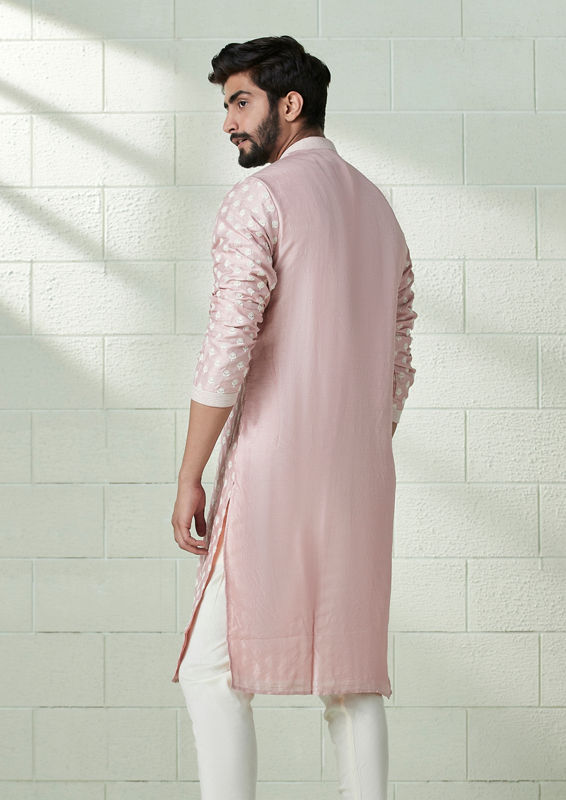 Twamev Men Carnation Pink Floral Motif Kurta Set image number 3