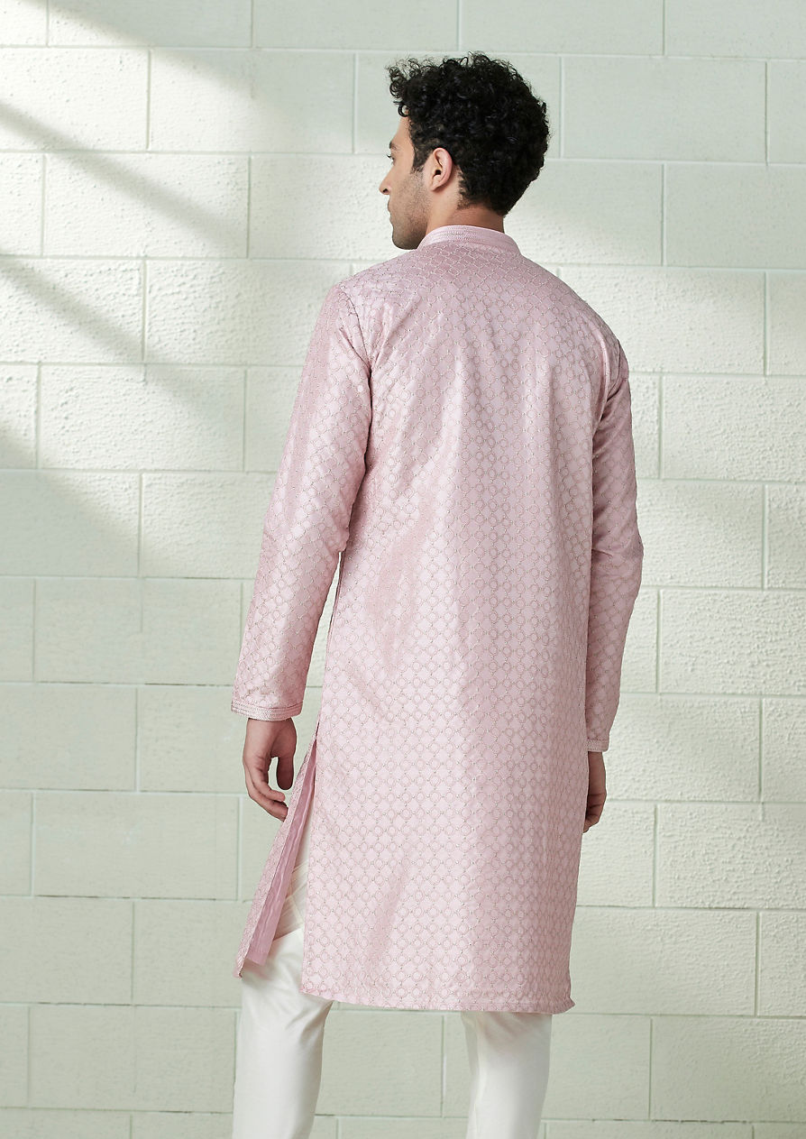 alt message - Twamev Men Blush Pink Self Motif Kurta Set image number 3