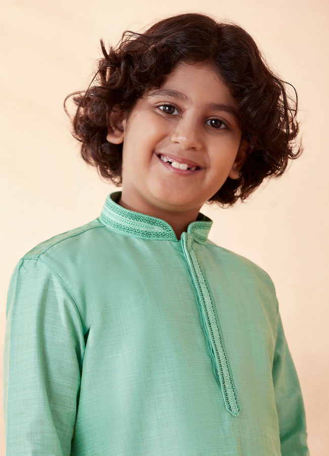 alt message - Manyavar Boys Boys Sea Green Kurta Set image number 0