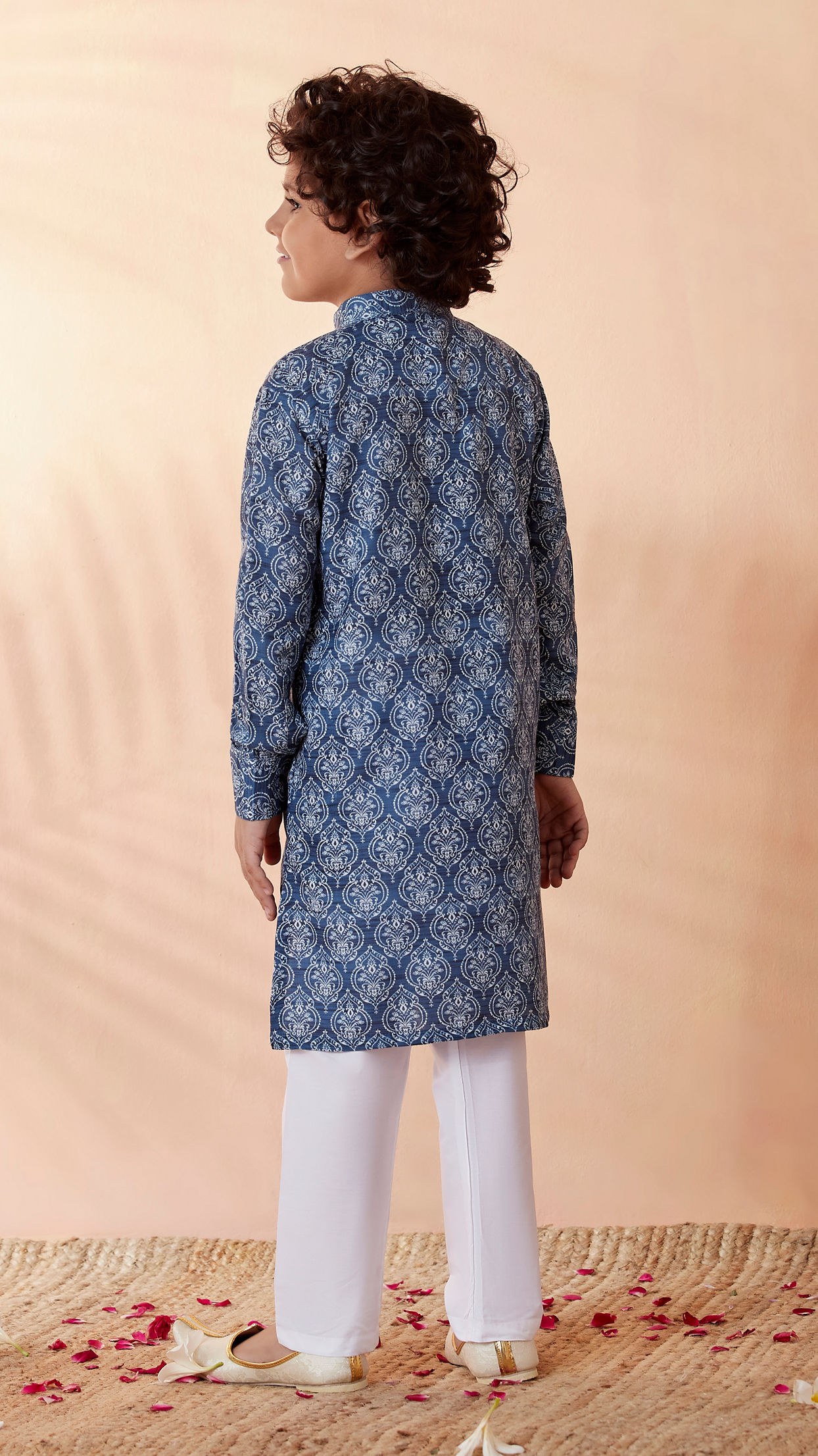 Boys Blue Print Kurta Set image number 2