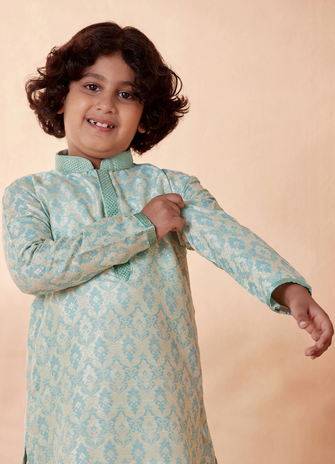 Manyavar Boys Boys Green Jacquard Kurta Set