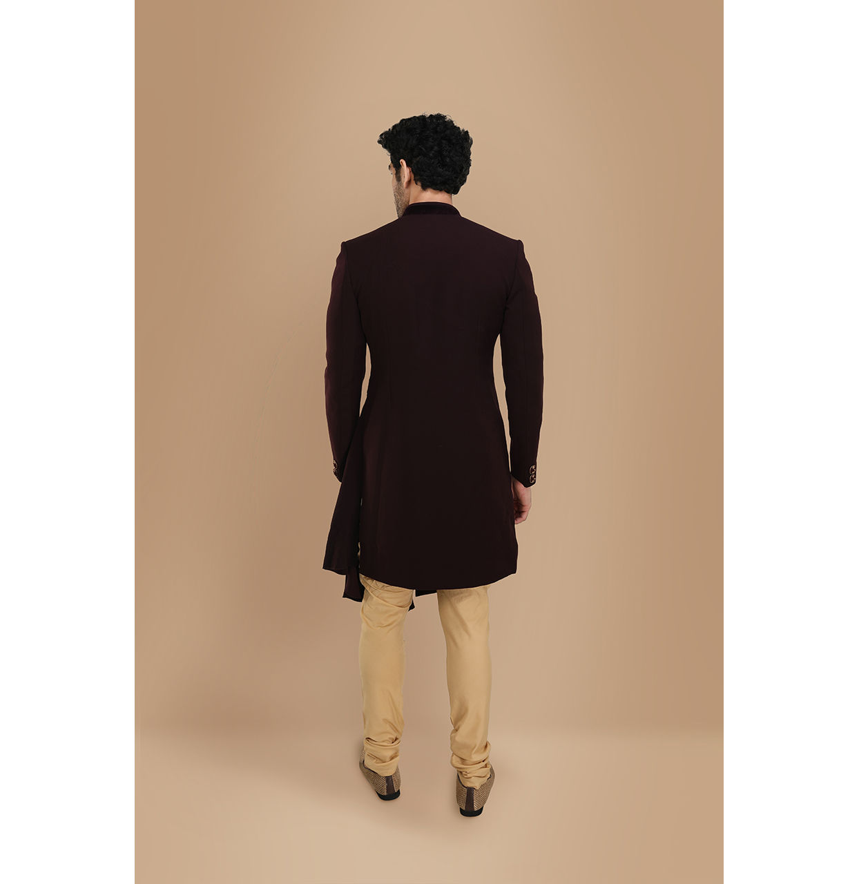 alt message - Manyavar Men Sublime Wine Indo Western Set image number 2