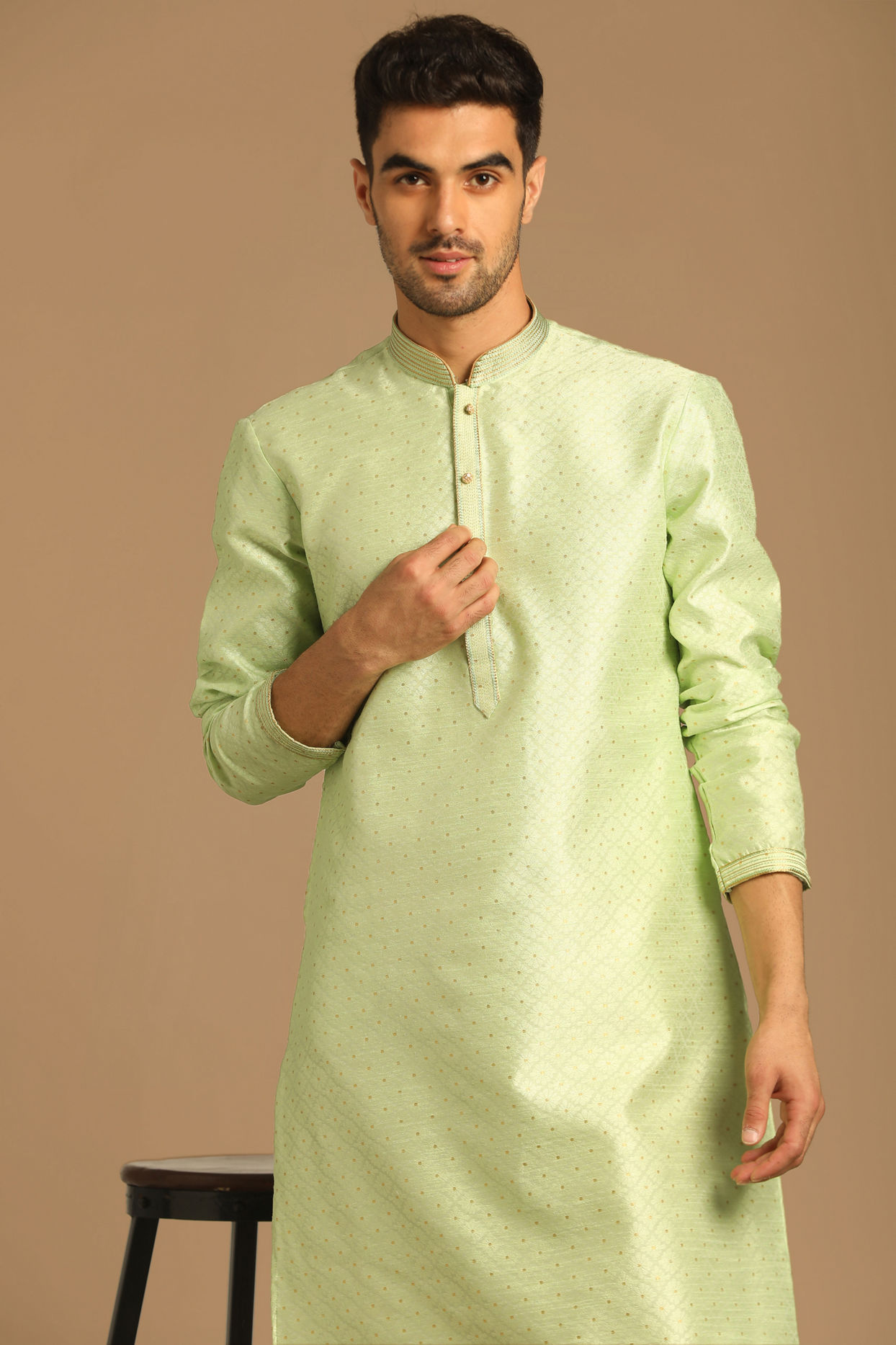 alt message - Manyavar Men Light Green Kurta Set With Golden Booti image number 0