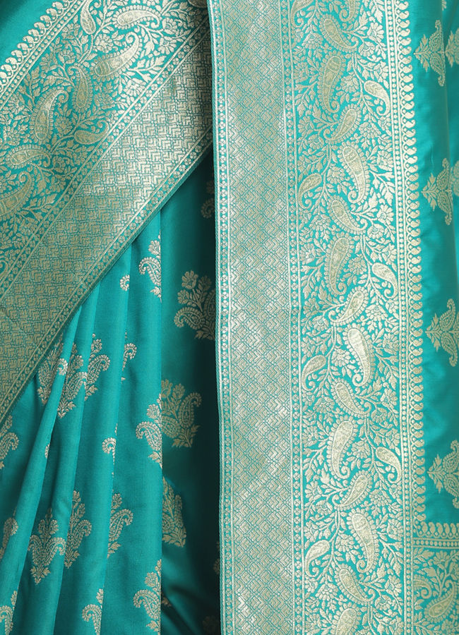 Mohey Women Sensuous Sea Green Saree