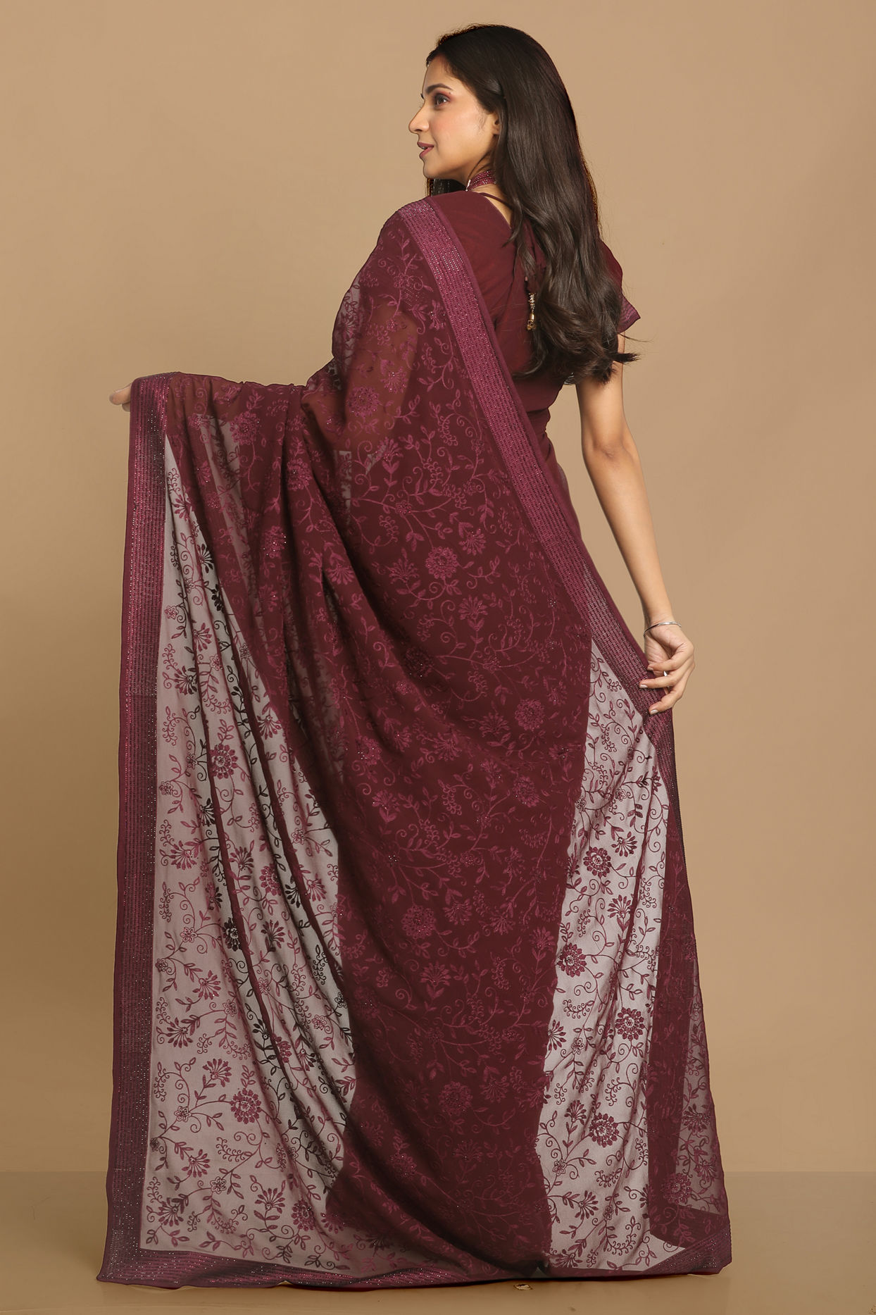 Mohey Women Coveted Wine Saree