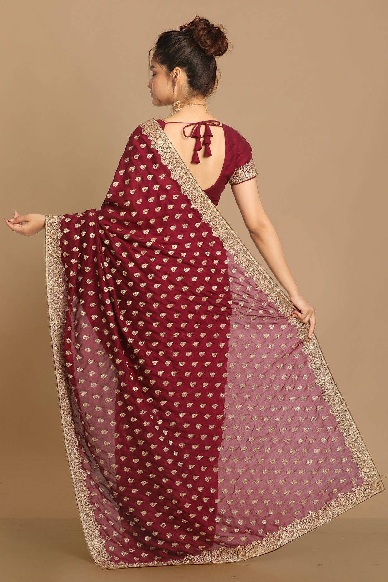 Mohey Women Royal Wine Embroidered Saree