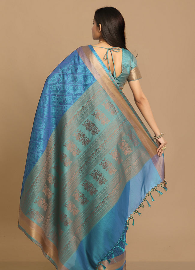 alt message - Mohey Women Glamorous Blue Designer Saree image number 3