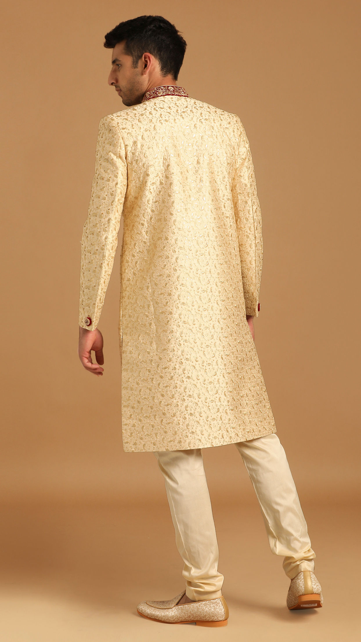 alt message - Manyavar Men Minimalist Light Beige Sherwani image number 2