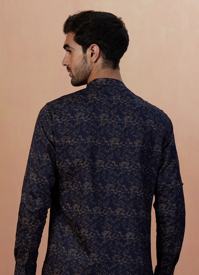 alt message - Manyavar Men Dark Navy Blue Floral Print Short Kurta image number 2