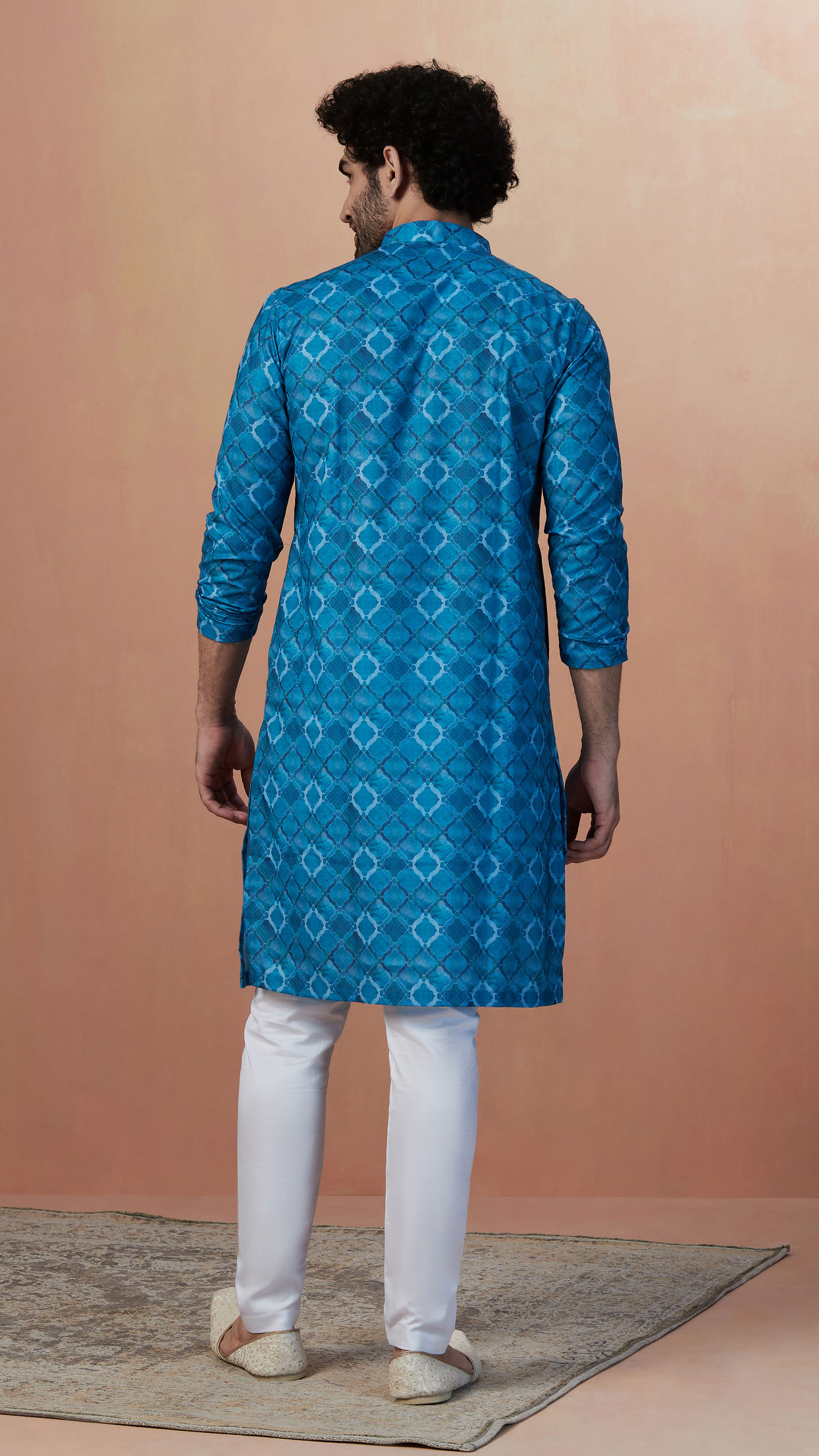 Manyavar Men Feroze Blue Kurta