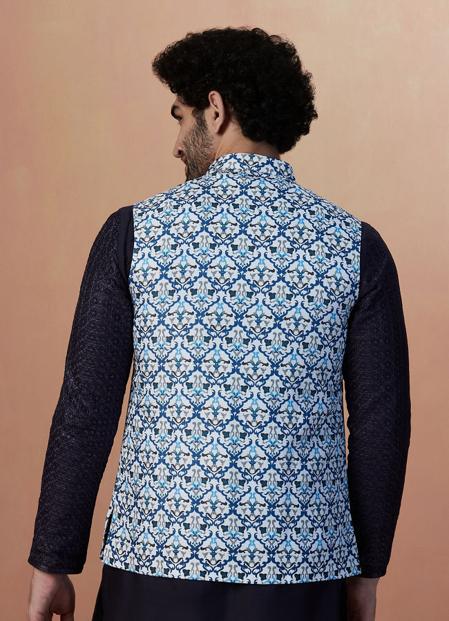 alt message - Manyavar Men Blue Printed Jacket image number 2