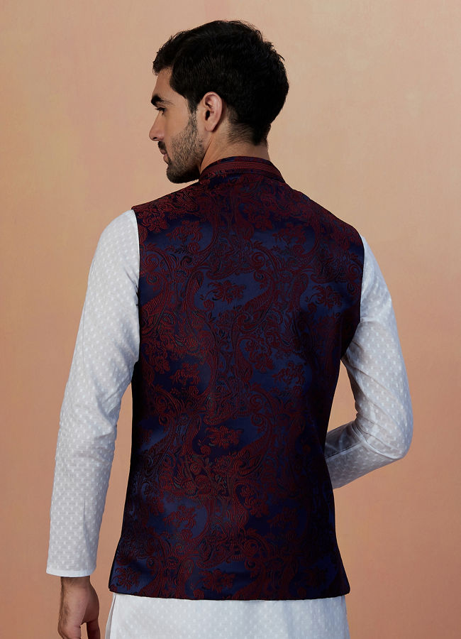 alt message - Manyavar Men Maroon And Blue Contrast Jacket image number 2