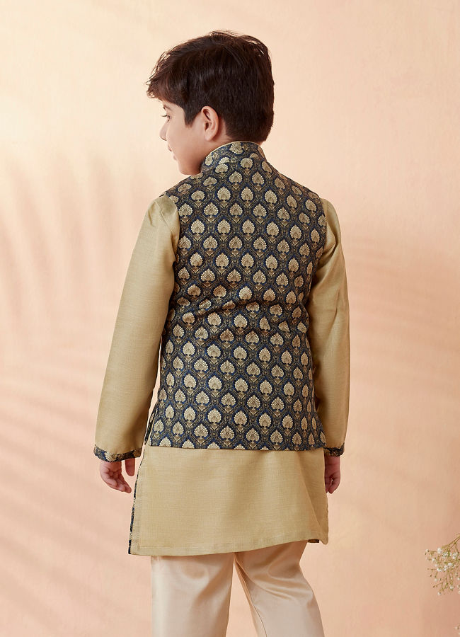 Manyavar Boys Boys Pista Kurta Jacket Set