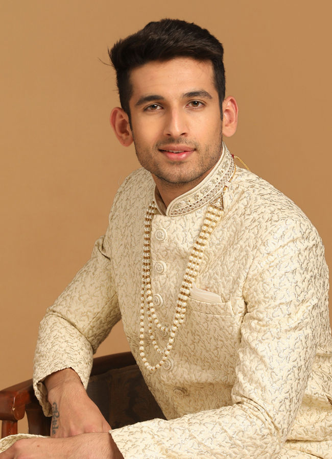 alt message - Manyavar Men Quintessential Cream Sherwani image number 0