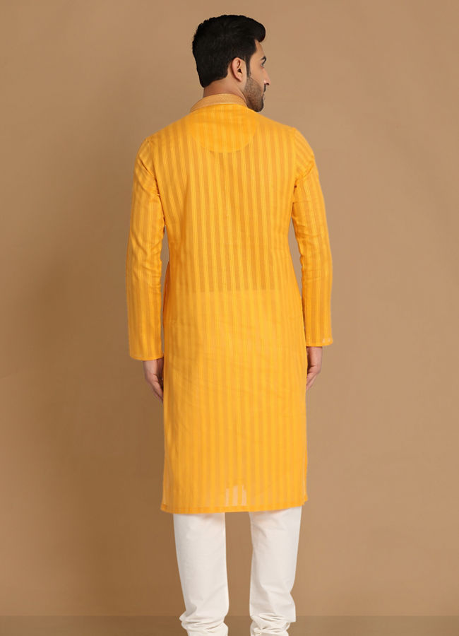 alt message - Manyavar Men Orange Striped Casual Kurta Set image number 2