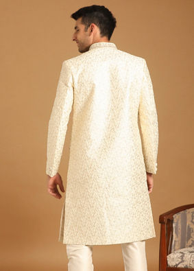 alt message - Manyavar Men Quintessential Cream Sherwani image number 2