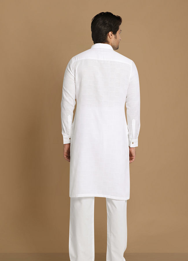 Manyavar Men Summer Essential White Kurta