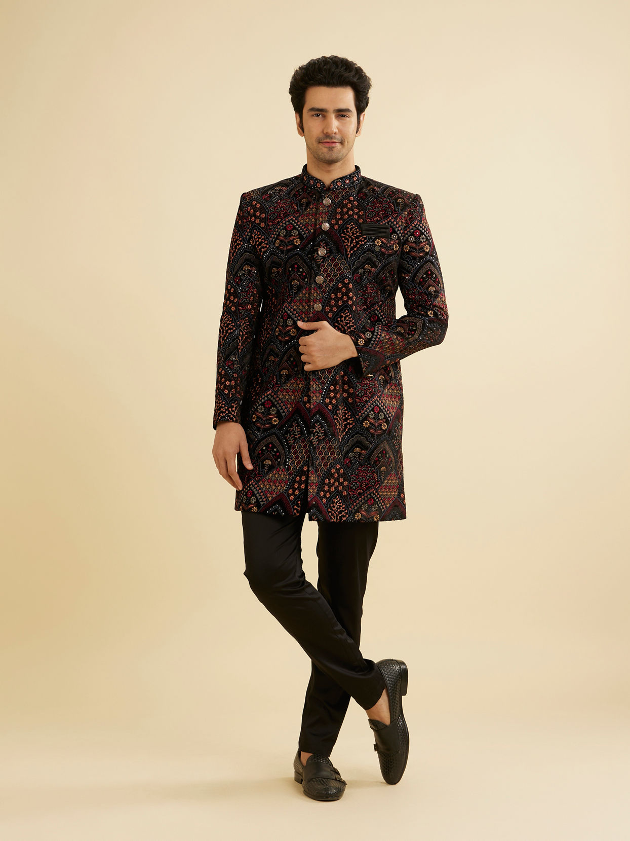 Manyavar Men Ebony Black Indo Western Set with Fish Scale Pattern image number 2