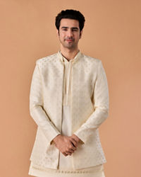 Manyavar Men Elegant Cream Radiance Indo Western
