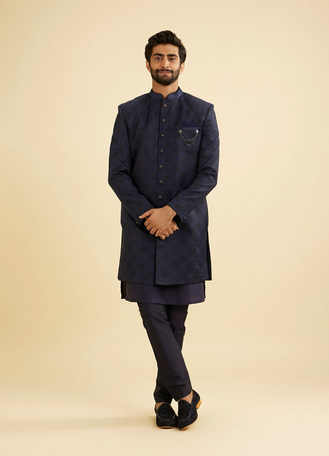 Manyavar Men Navy Blue Bel Buti Patterned Indo Western Set image number 2