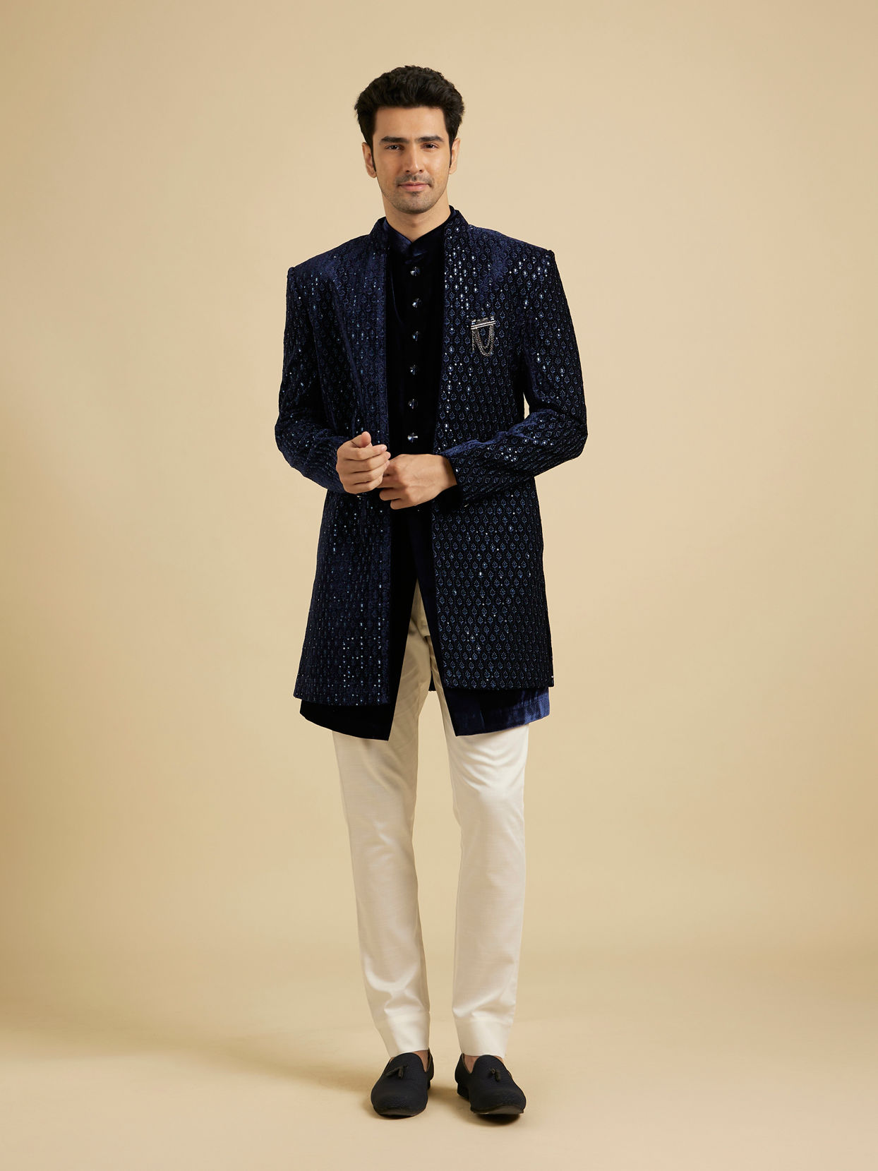 alt message - Manyavar Men Regal Dark Blue Velvet Indo Western image number 2