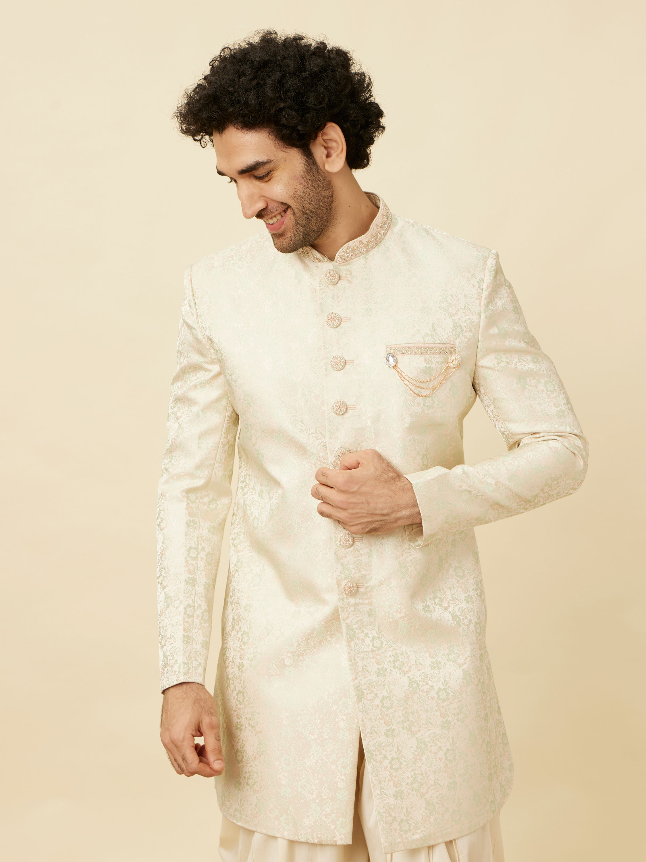 Manyavar Men Blush Pink Bel Buti Patterned Indo Western Set