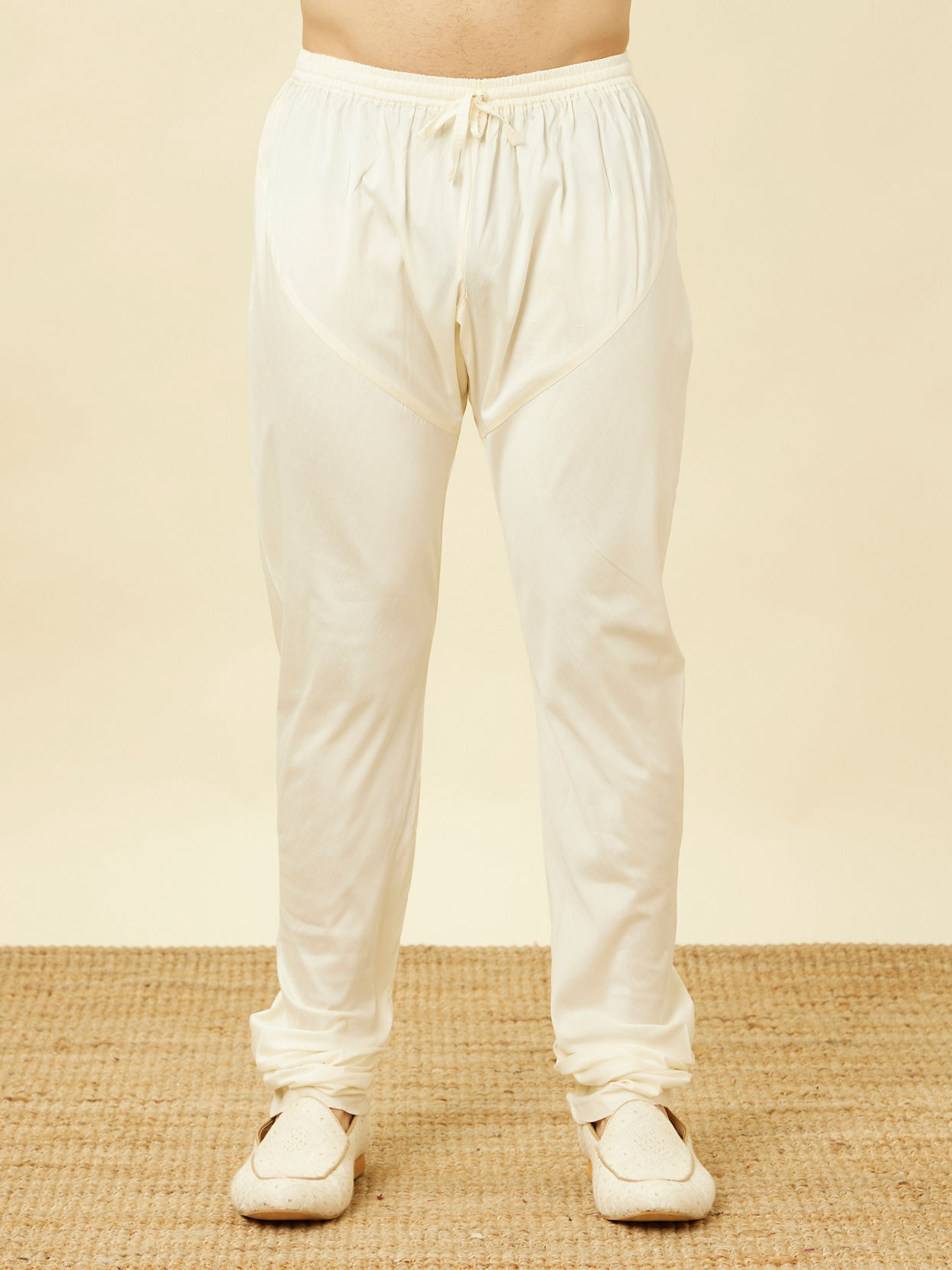 Manyavar Men Cream Diamond Patterned Indo Western Jacket Set
