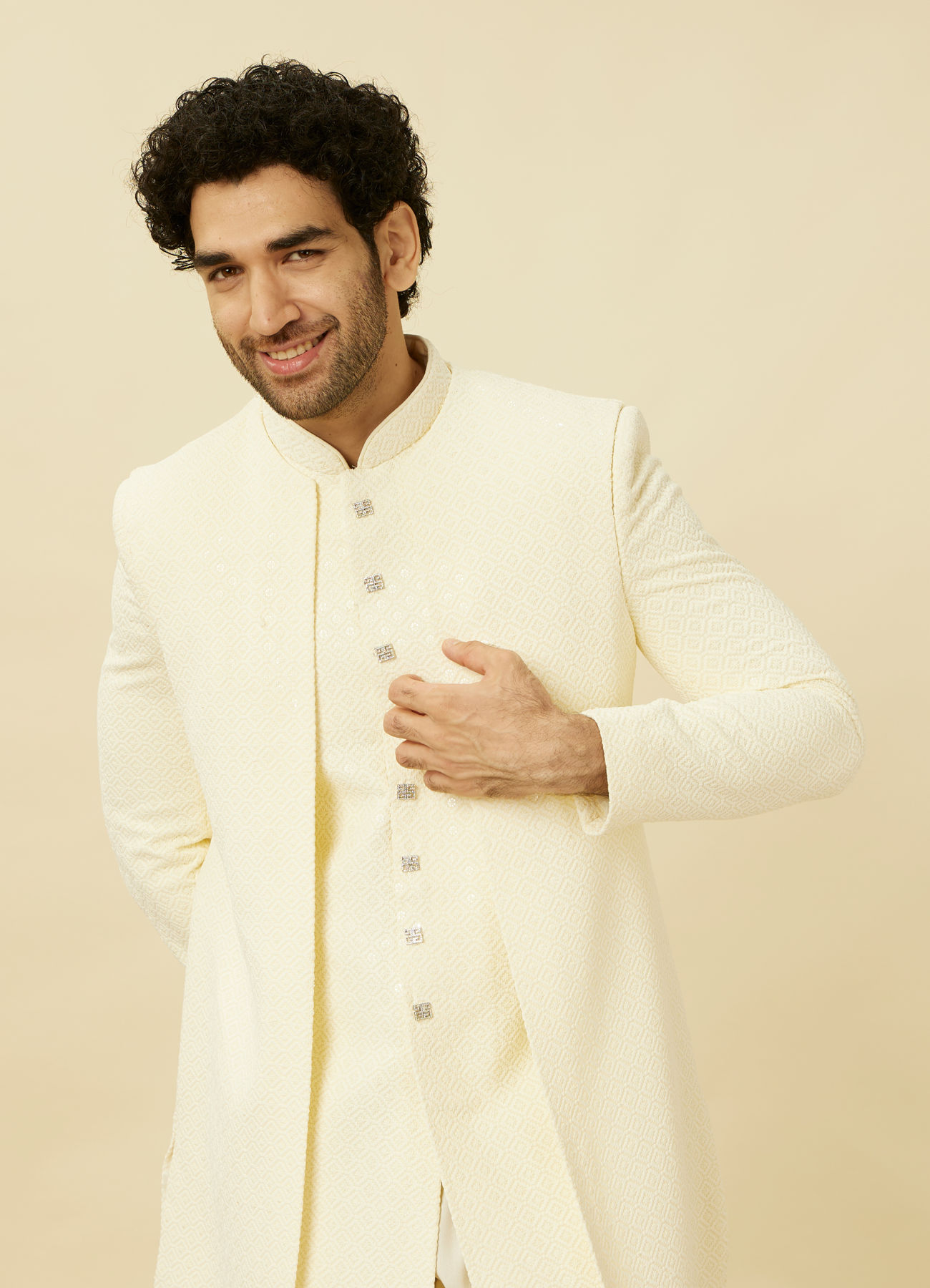 Manyavar Men Cream Diamond Patterned Indo Western Jacket Set
