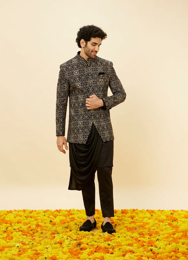 alt message - Manyavar Men Soot Black Jaal Patterned Drape Detailed Indo-Western Set image number 3