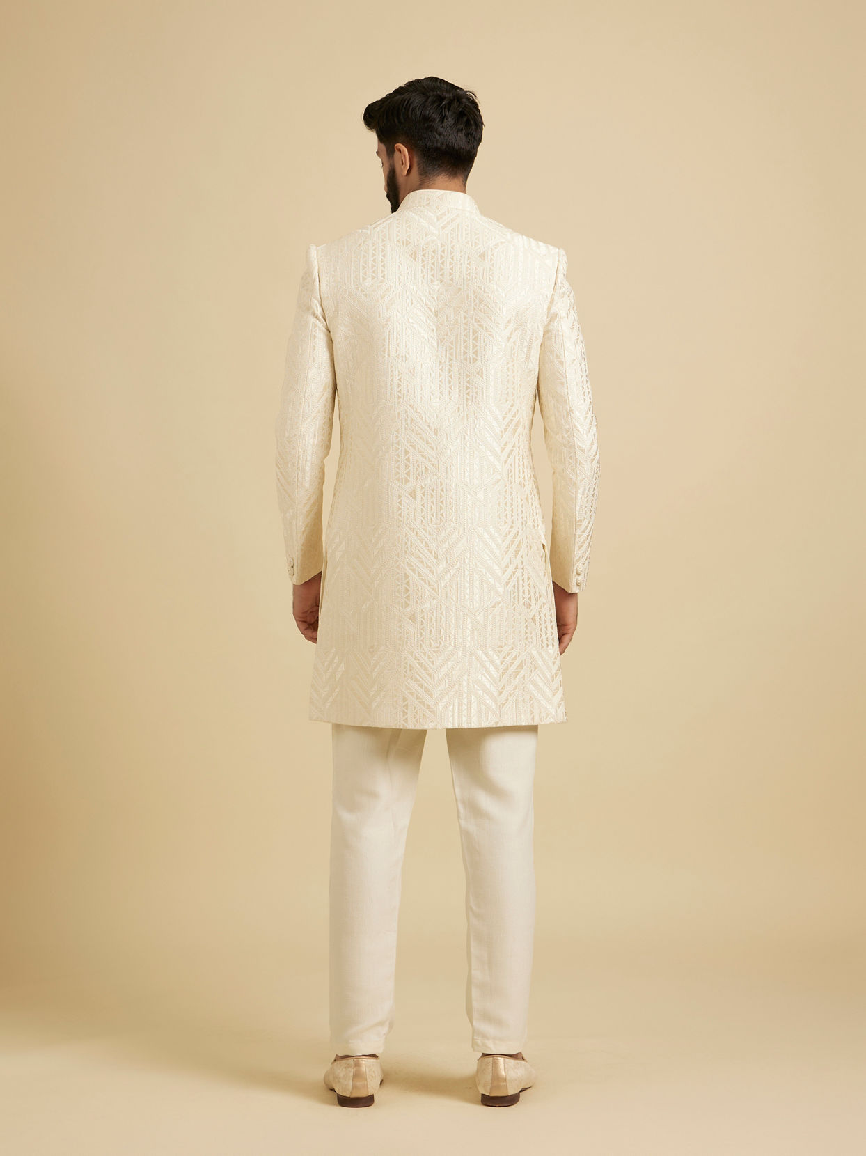 Manyavar Men Regal Cream Indo Western image number 3