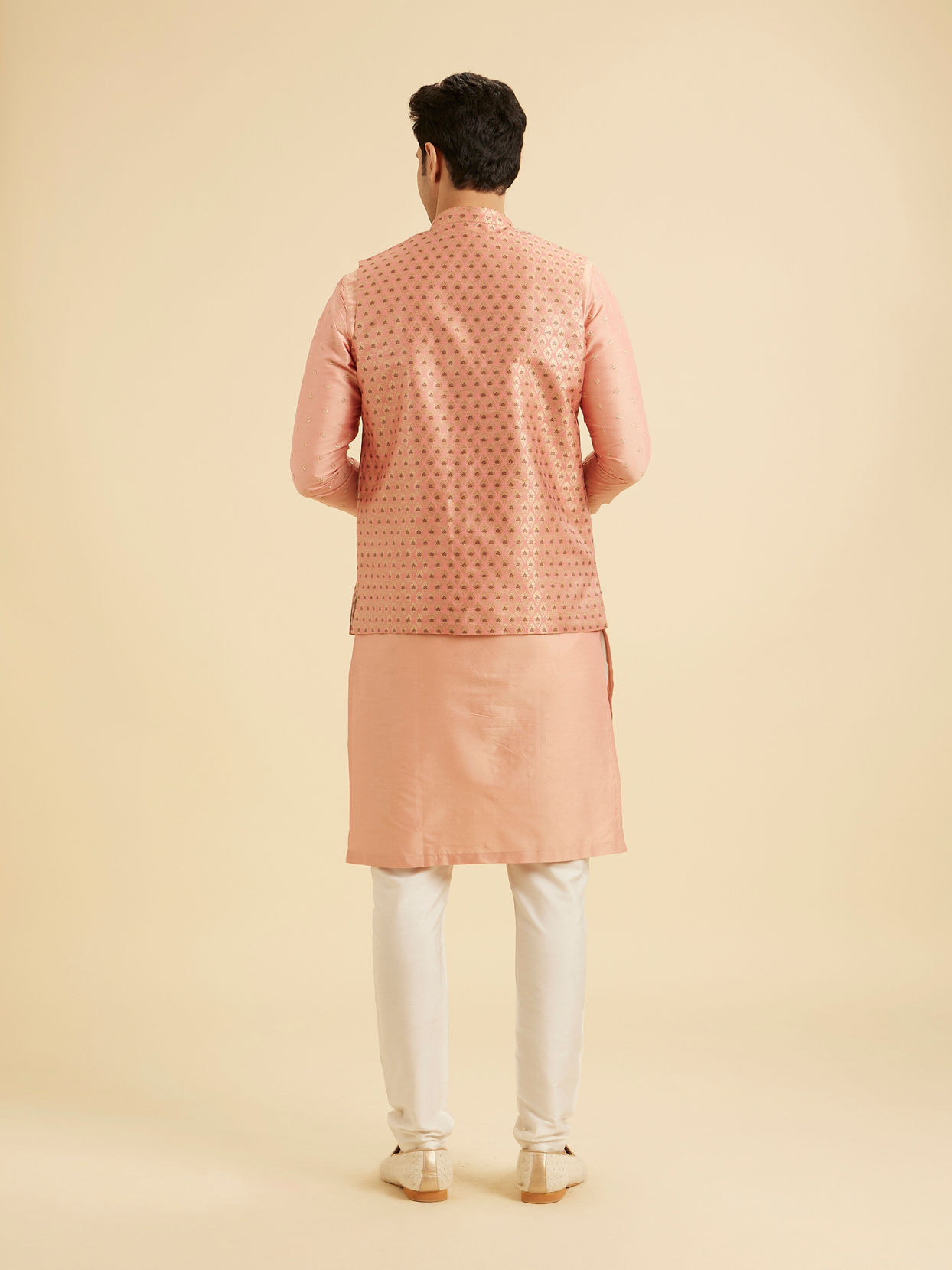 Manyavar Men Peach Elegance Nehru Jacket