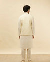 Manyavar Men Cream Paisley Patterned Jacket