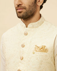 Manyavar Men Cream Paisley Patterned Jacket