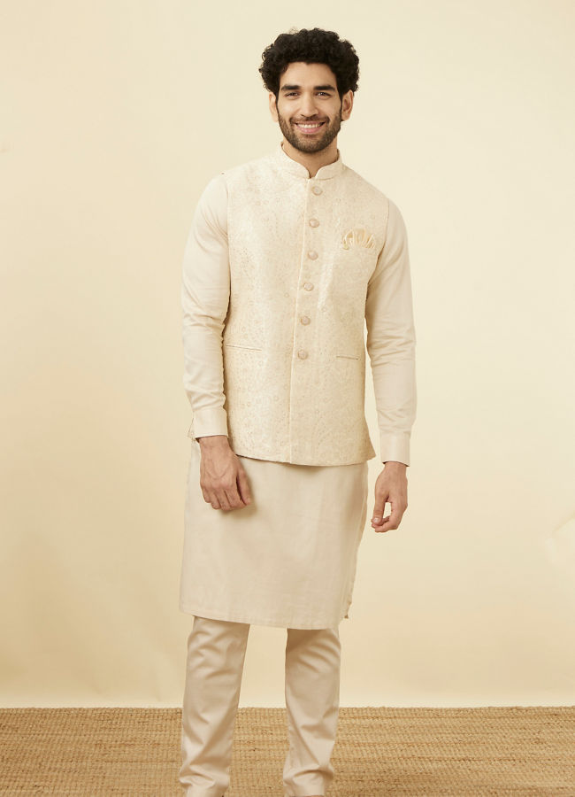 alt message - Manyavar Men Elegant Biscuit Shade Jacket image number 2