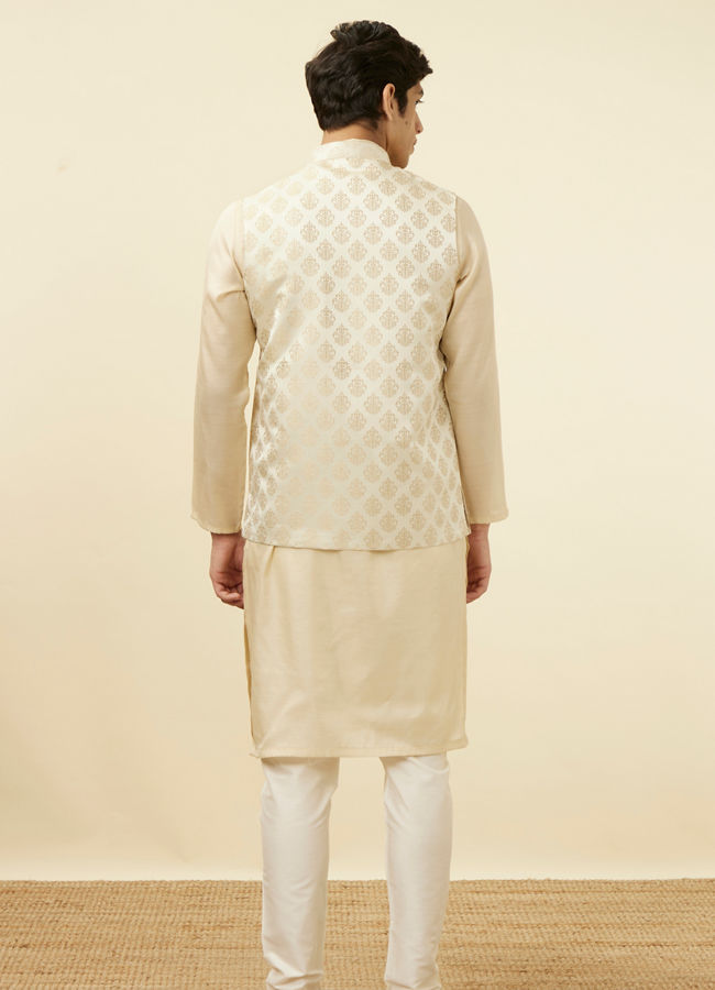 Cream Jacket With Golden Motifs image number 3