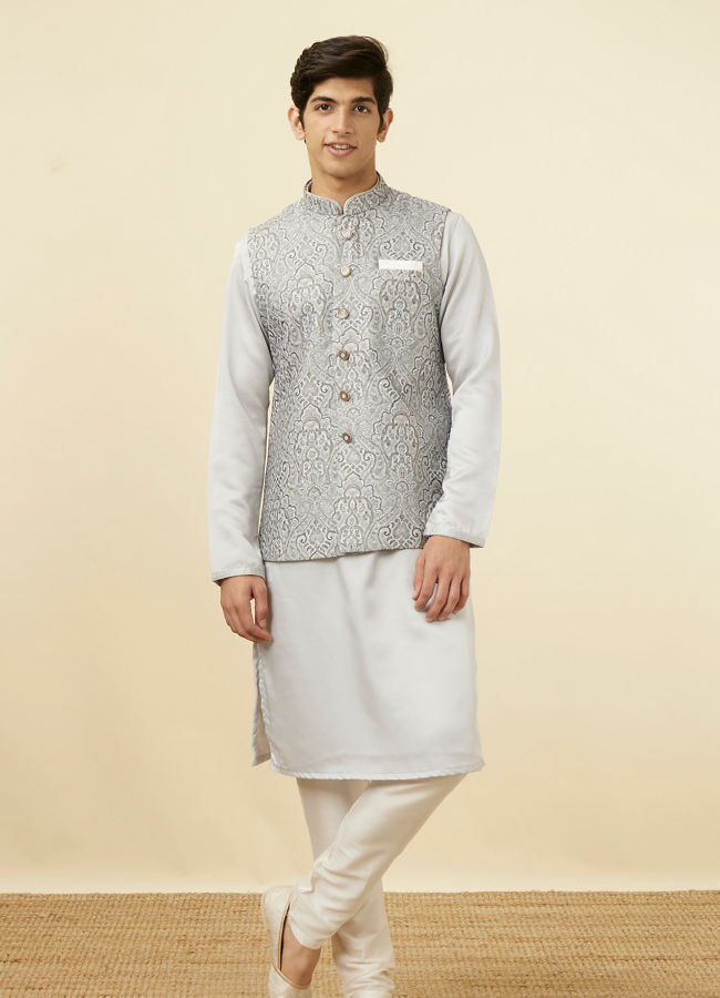 alt message - Manyavar Men Pearl RIver Grey Chikankari Inspired Printed Jacket image number 2