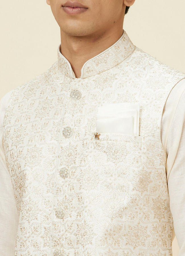 alt message - Manyavar Men Warm White Jaal Patterned Jacket image number 1