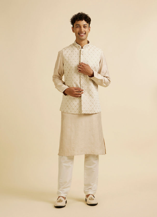 alt message - Manyavar Men Beige Buta Jaal Embroidered Nehru Jacket image number 2