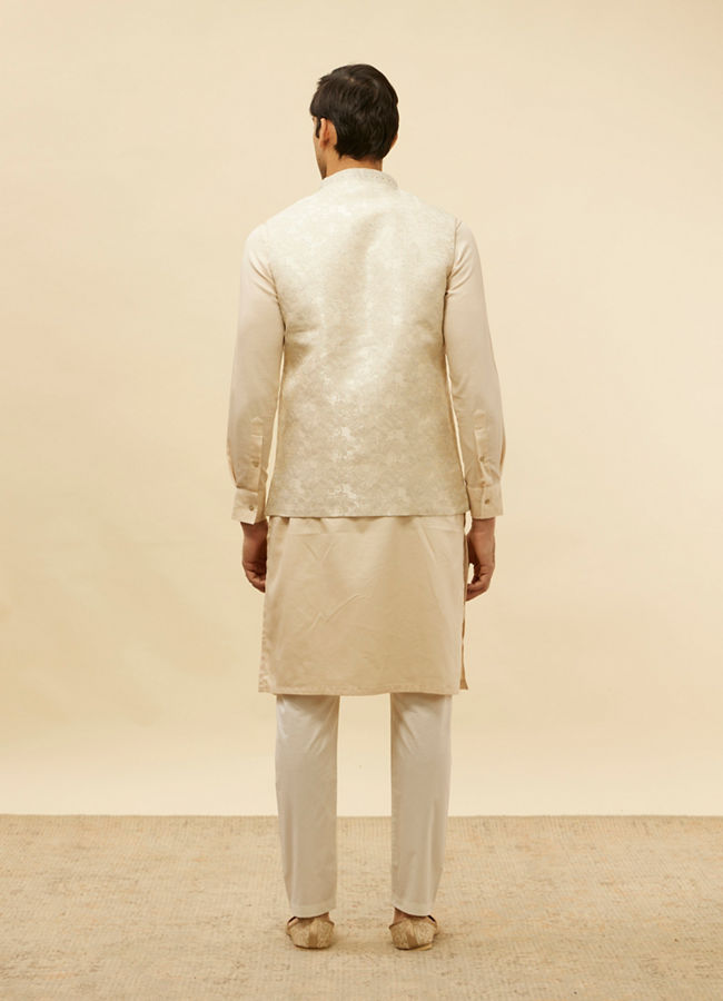 alt message - Manyavar Men Greige Floral Patterned Jacket image number 3