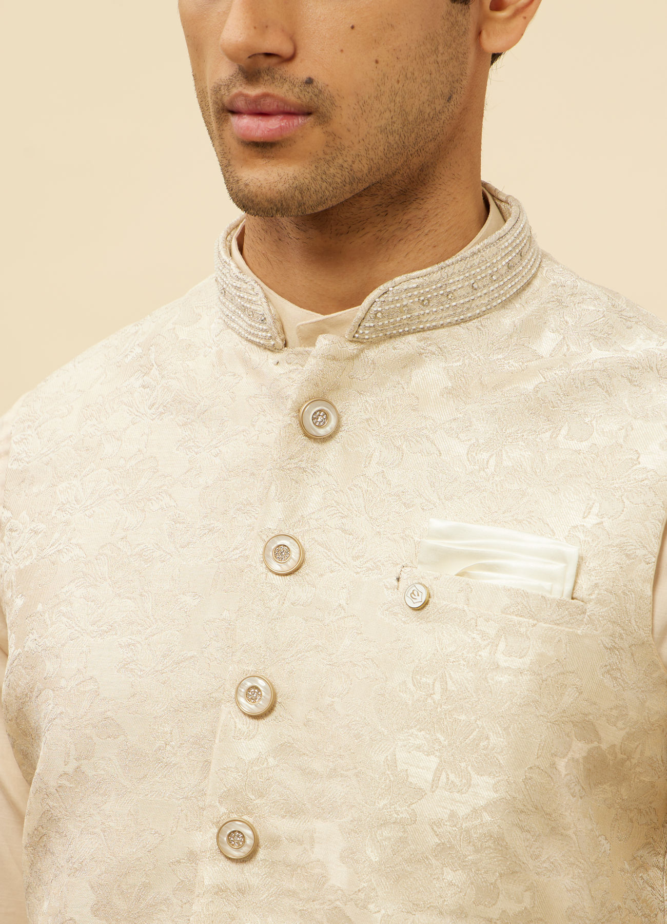 alt message - Manyavar Men Greige Floral Patterned Jacket image number 1