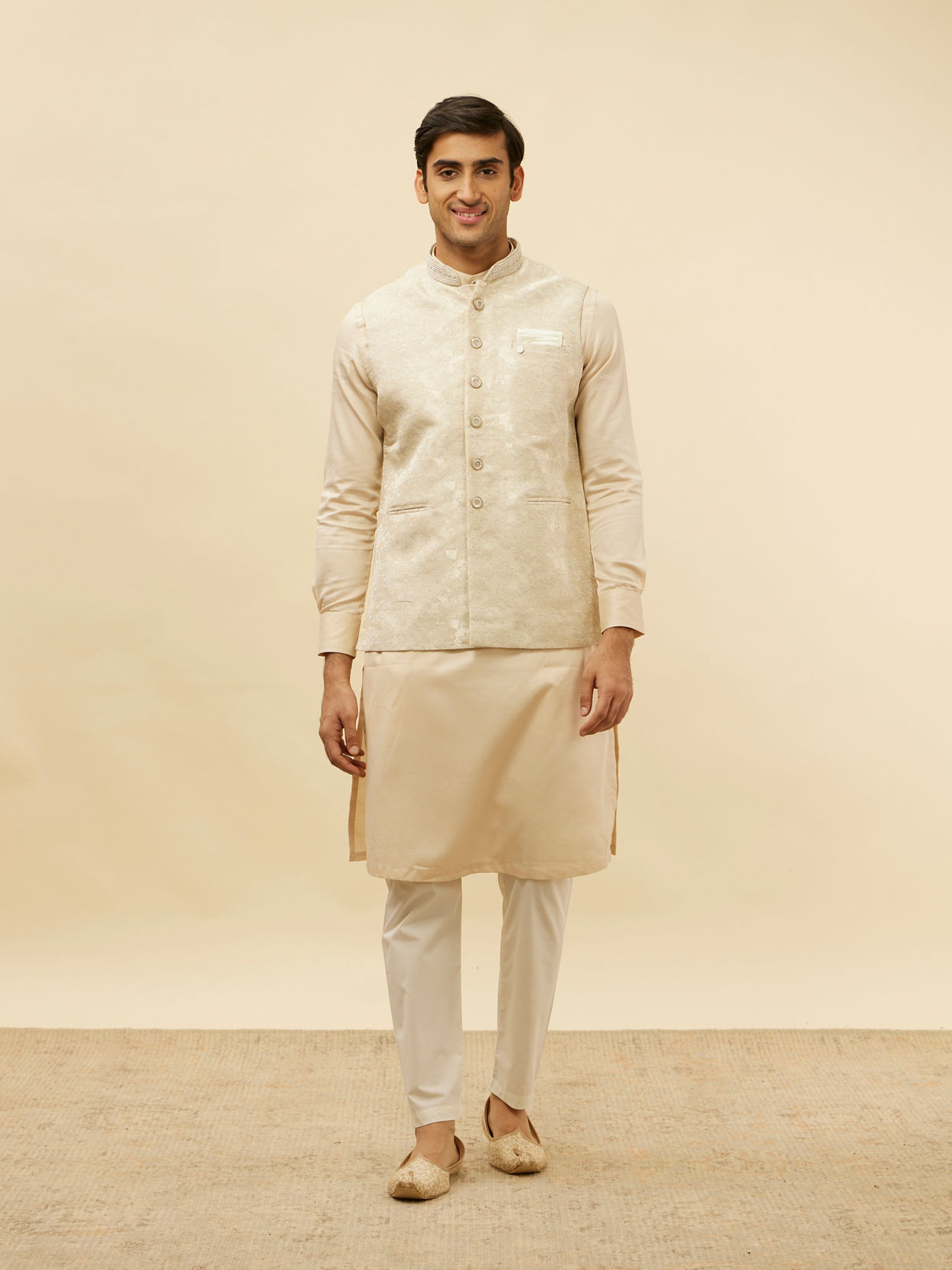 alt message - Manyavar Men Greige Floral Patterned Jacket image number 2