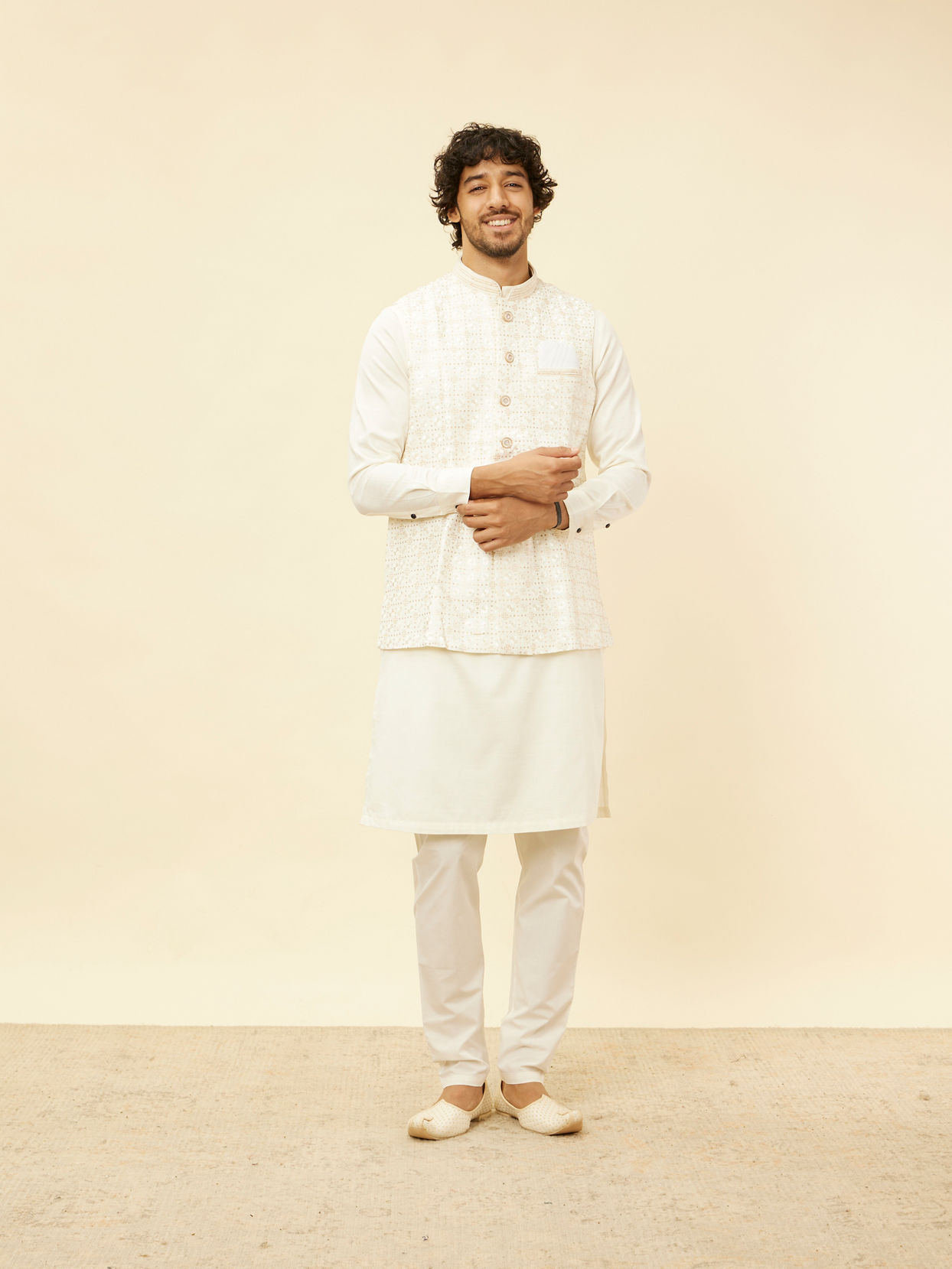 alt message - Manyavar Men Warm White Lattice Patterned Sequinned Jacket image number 2